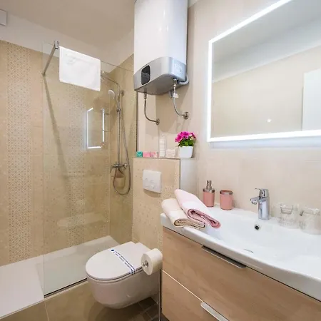 Amaris Luxury Apartments Spalato Esterno foto