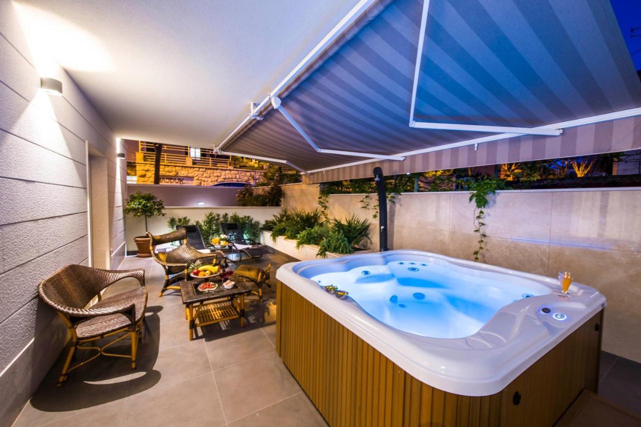 Amaris Luxury Apartament *